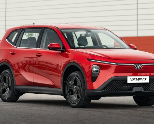 VinFast VF MPV 7 Stuns with Shockingly Low Roll-Out Price: Even Lower Than Listed Thanks to Stacked Discounts