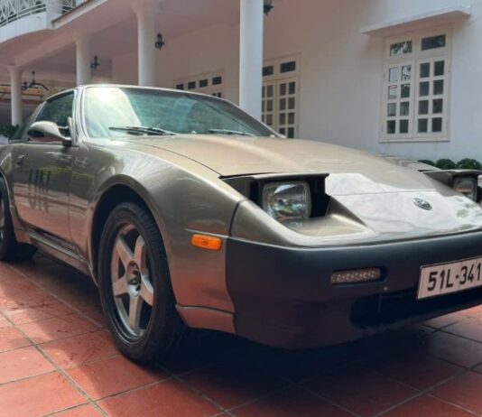Unveiling the Rare Nissan 300ZX Owned by Coffee King Đặng Lê Nguyên Vũ