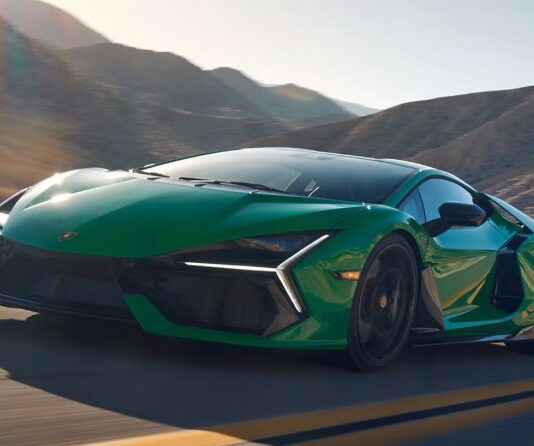 Lamborghini Triumphs in 2025 with 10,747 Vehicles Delivered to Customers