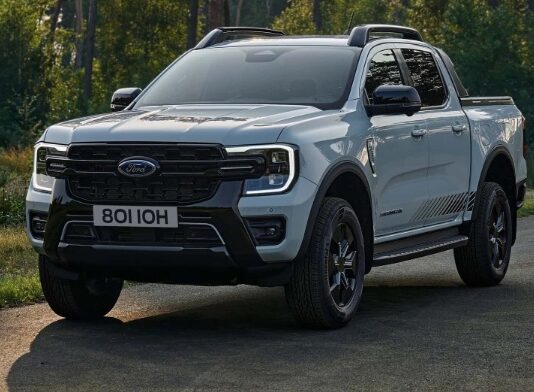 Ford Negotiates Battery Purchase from BYD to Pivot Towards Hybrid Vehicles