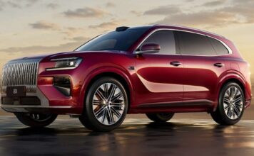 Zeekr 8X 2026 Unveiled: PHEV SUV Boasts Over 300km Range on Electric Power Alone